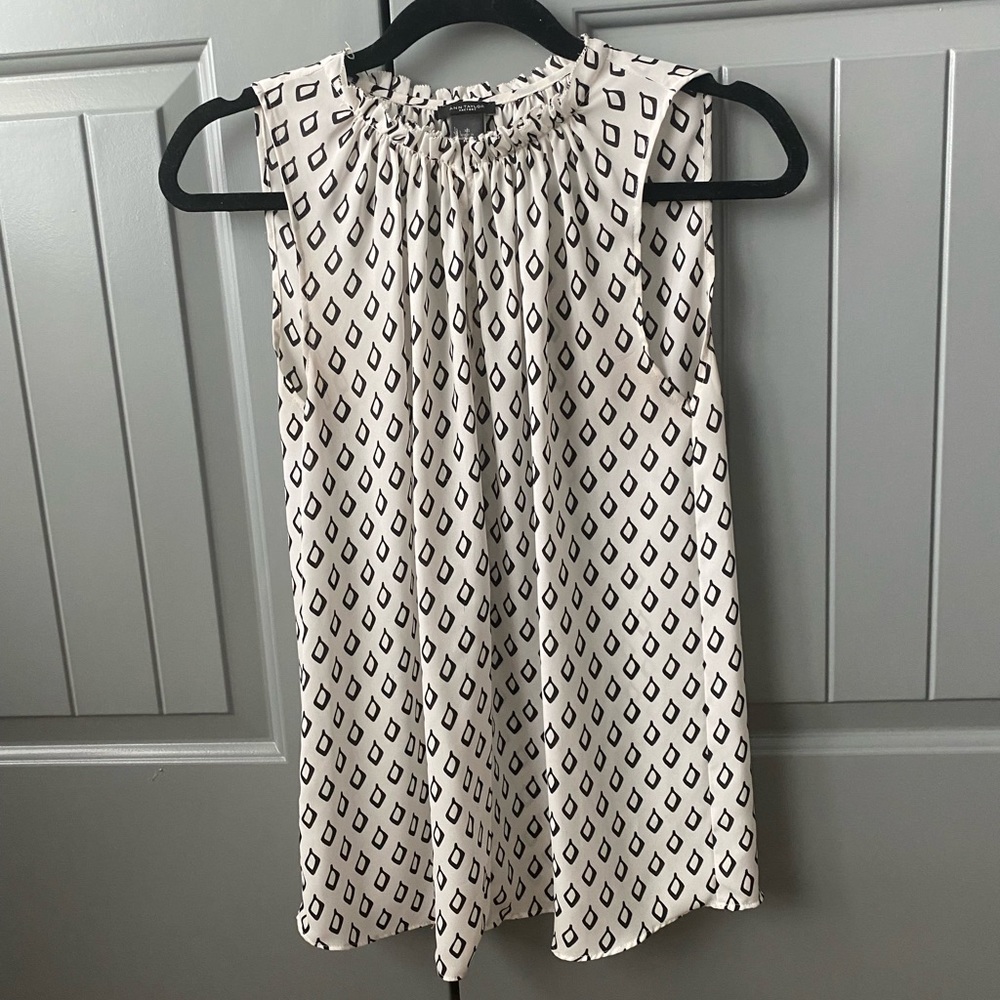 Ann Taylor Flowy Tank